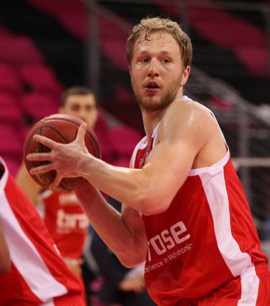 相对的策略 相对的策略