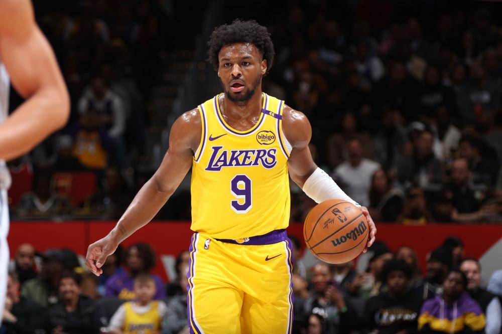 构成了巨大 构成了巨大