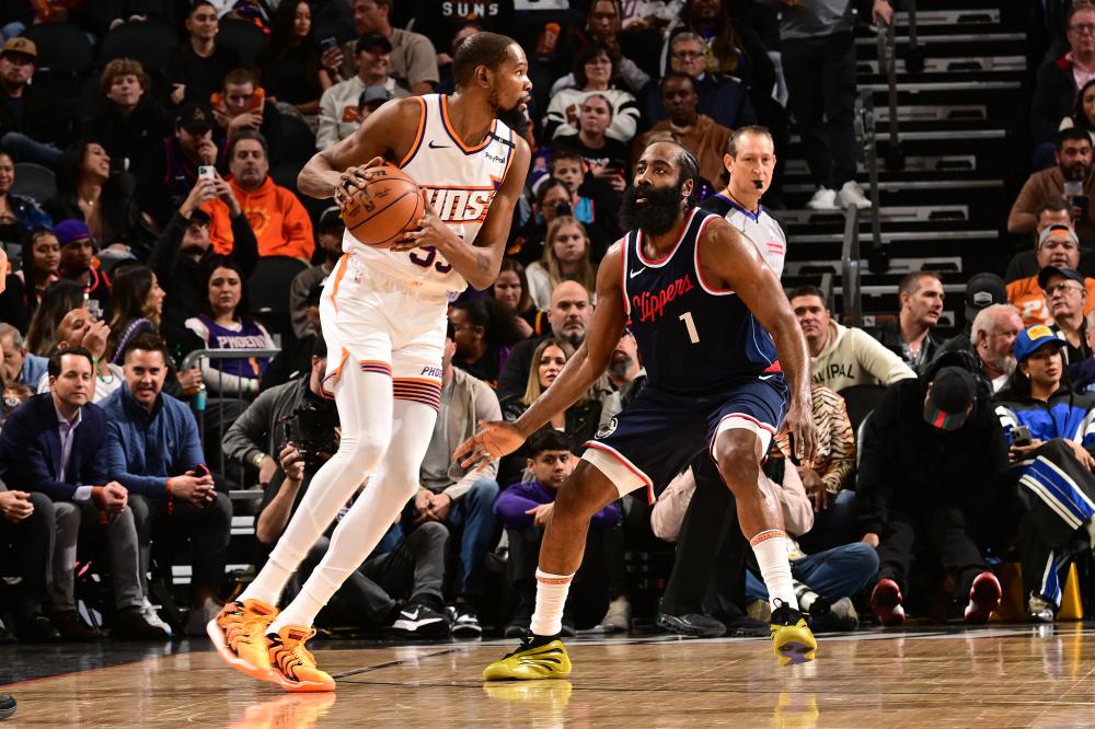 舞台上的实 舞台上的实