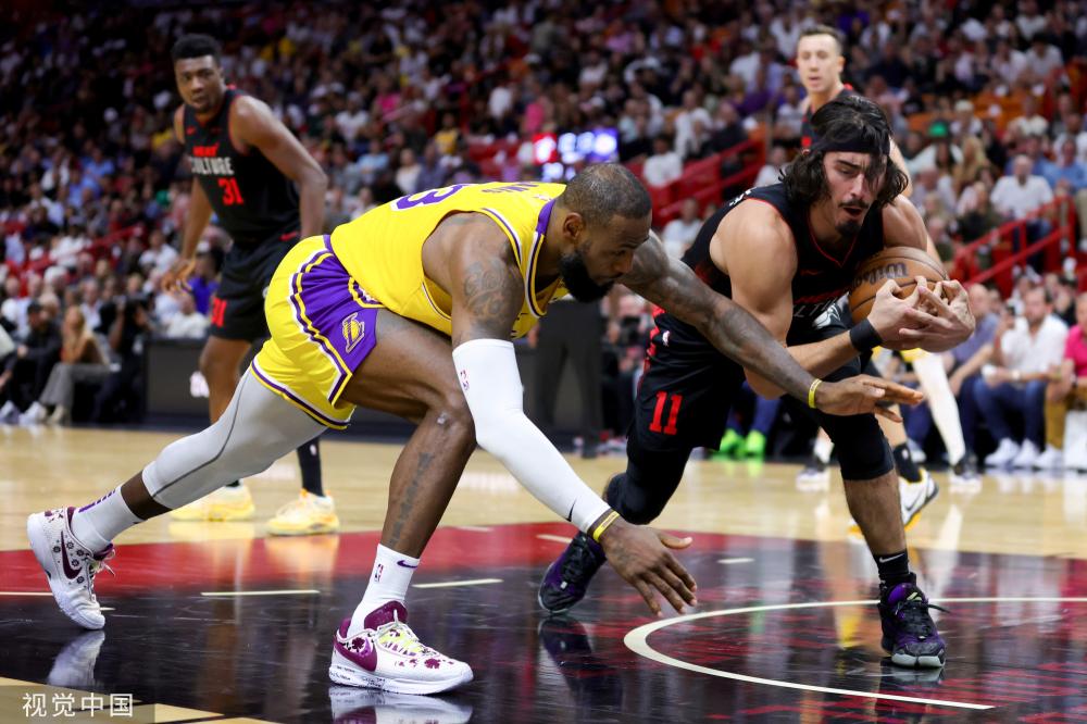 体育世预赛：洛国富 吴曦破门难救主 中国队2-3憾负沙特